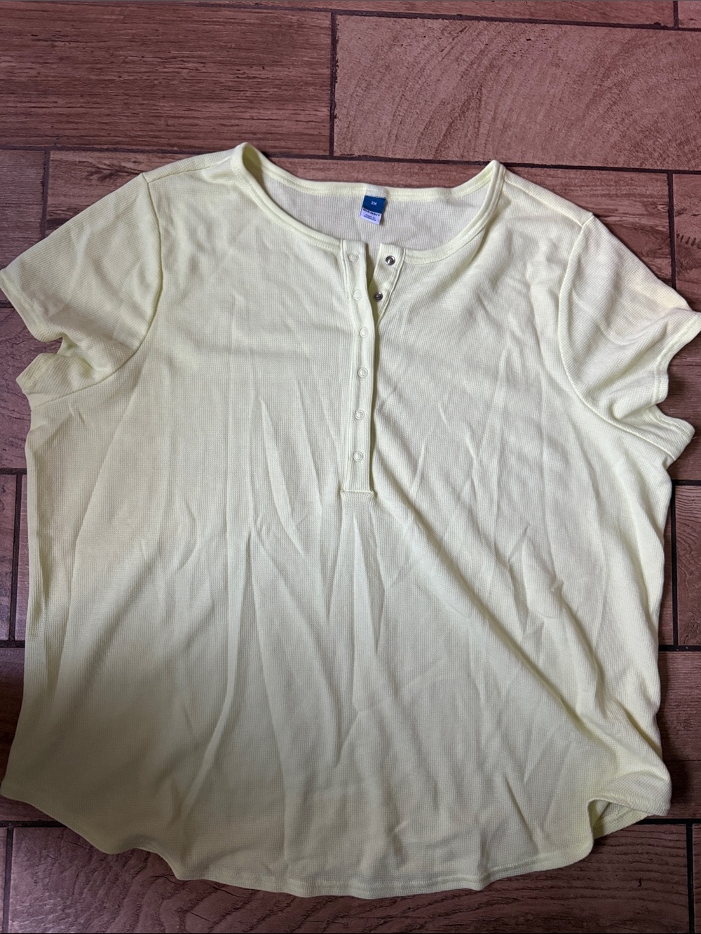 Casual Short-Sleeve Henley Top - Bright Yellow